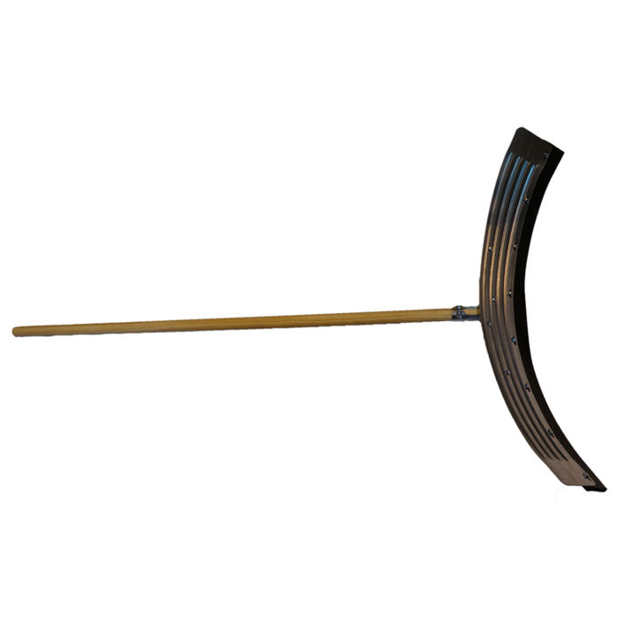 Galvanised Curved Scraper 28 Inch